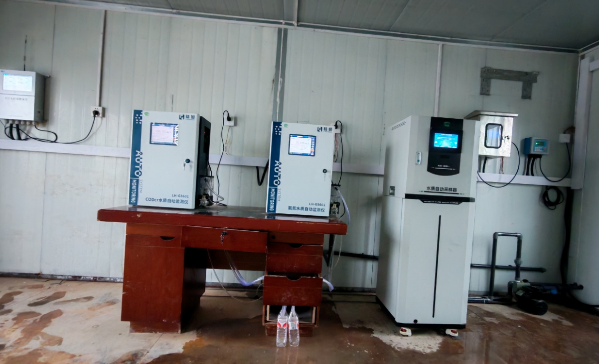 陆恒案例-河南信阳淮滨合成纤维水质在线监测(图1)